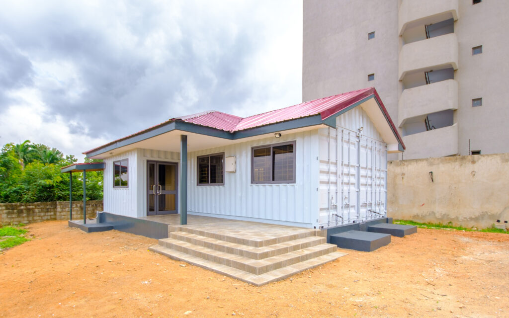 Sustainable office building by Accents & Arts